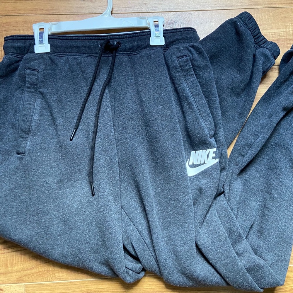 Nike Joggers